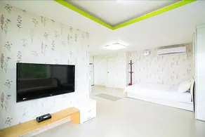 Namhae Nuri Maru Pension - Image 3