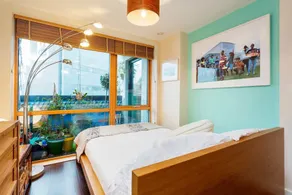 Veeve City View Apartment - Image 2
