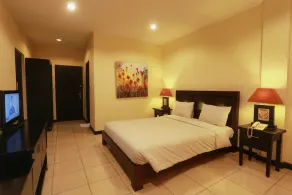 Hotel Intansari - Image 3