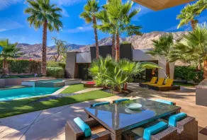Villa Sparkle - Image 2