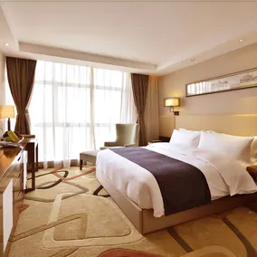 COMO Hotel - Image 5