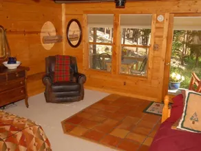 Sunrise Lodge - Image 5