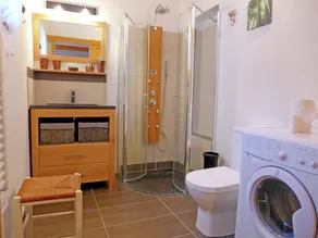 Maison de vacances avec piscine privée, jardin et barbecue - Image 2