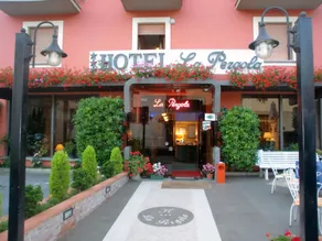 Hotel La Pergola - Image 2