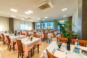 Hotel Poseidon - Image 5