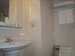 Greentree Inn Shandong Yantai South Avenue Business Hotel - Image 5