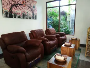 Bening House and Spa - Image 5