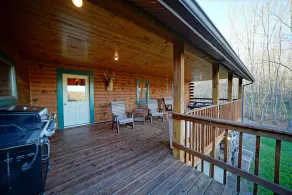 Lazy Bear Lodge ~ Mountain Views ~ Pool Table - Image 4