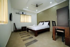 Beachway Hotel - Image 3