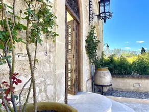 Le Clos De La Nerthe - Image 4