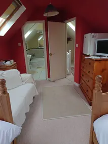 Hayleaze Bed & Breakfast - Image 2