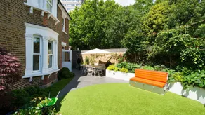 Fashionable 3BR Family Home in Battersea - Image 4