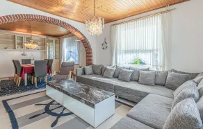 Awesome Home in Friedrichskoog With 4 Bedrooms and Wifi - Image 2