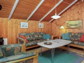 Heritage Holiday Homein Hvide Sande Near Sea - Image 2