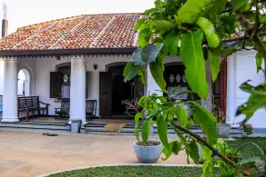Villa White Dome Galle - Image 2