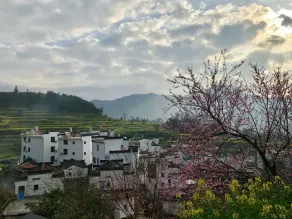 Jiangling Scenery Inn - Image 4