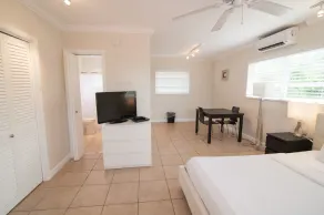 Tara Hotel - Image 4