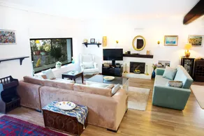 Important Group Villa BD420 6 Bedrooms - Image 2