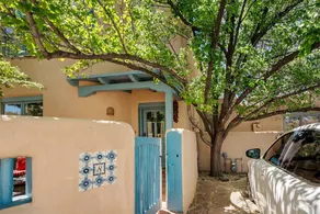 Casa Monzon - Perfect Location, Bright and Sunny Interior - Image 2