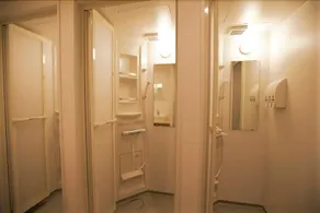 Charinco Hostel - Image 2