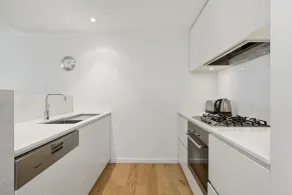 Edgewater 207 - Image 5