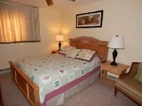 House on Plum Cove - Image 2