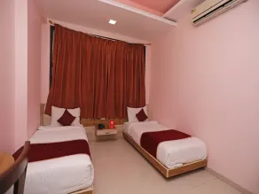 OYO 6401 The Neelam Executive - Image 2