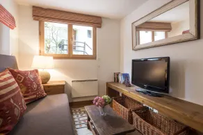 La Ruinette - Lyngen Apartments - Image 2