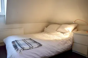 2 Bedroom Apartment In Belsize Park - Image 5