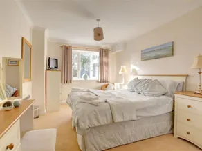 Lovely and Comfortable Holiday Home in Quiet and Stunning Surrounding Area of Begelly - Image 5