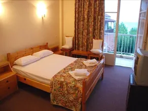 Taradella Hotel - Image 2