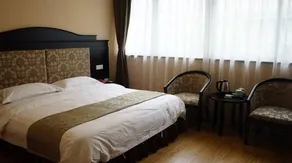 Quanlai Hotel - Image 4