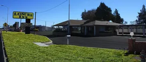 Leisure Inn - Image 3