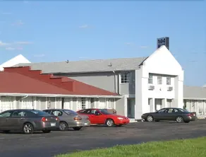 Knights Inn Grand Blanc - Image 3