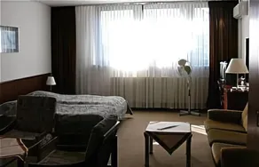 Travel Inn - Image 4