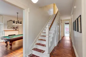 Elliot by Avantstay Historic Character Home in Great Location! - Image 2
