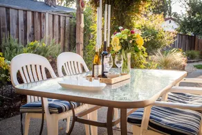 Casa Bella: Serene & Welcoming In Santa Rosa! 3 Bedroom Home by Redawning - Image 2