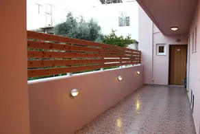 Helen Apartments - Image 2