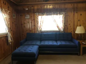 Oak Knoll Lodge and Cabins - Image 3