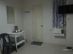 Hotel Sebastian Oslob - Image 4