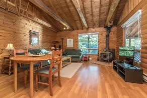 Priscillas Cottage on Bass Lake A Charming Family Cottage - Image 2