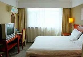 GEM Hotel Wuning Road Zhenping Road Metro Station - Image 3
