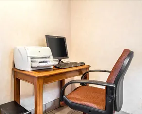 American Inn & Suites Mesa - Image 3