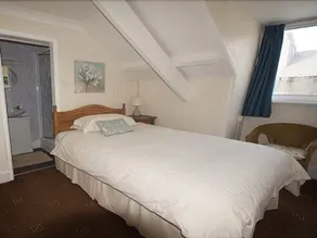 Poppy's Guest House - Image 5