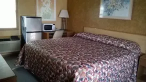 Sterling Motel - Image 5