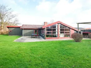 Serene Holiday Home in Juelsminde With Whirlpool - Image 4