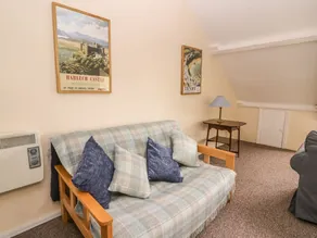 The Garden Cottage - Image 2