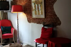 Truelove Antique & Guesthouse - Image 2