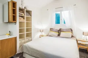 La Maison Ecully - Image 2