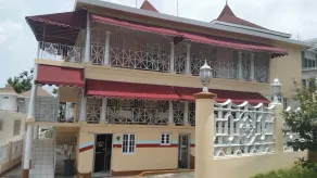 Gibbs Chateau - Image 4